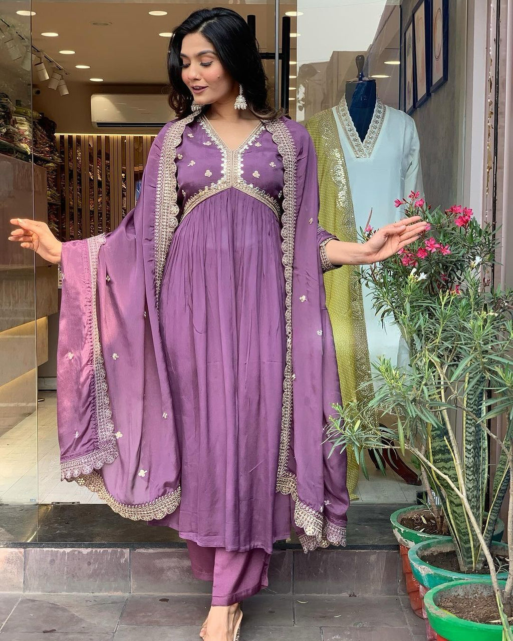 🧚‍♀️ PREMIUM DESIGNER READYMADE ALIA CUT GOWN COLLECTIONS 👜